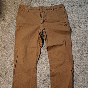 Banana Republic Gavin Chino